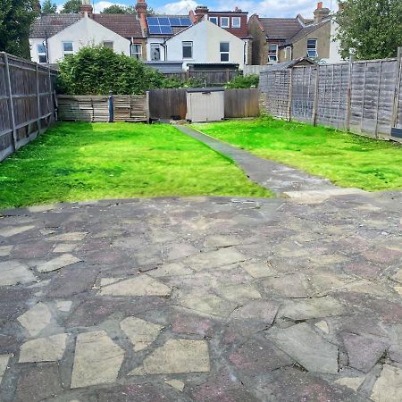 Delightful London Chalet House Bromley Ngoại thất bức ảnh