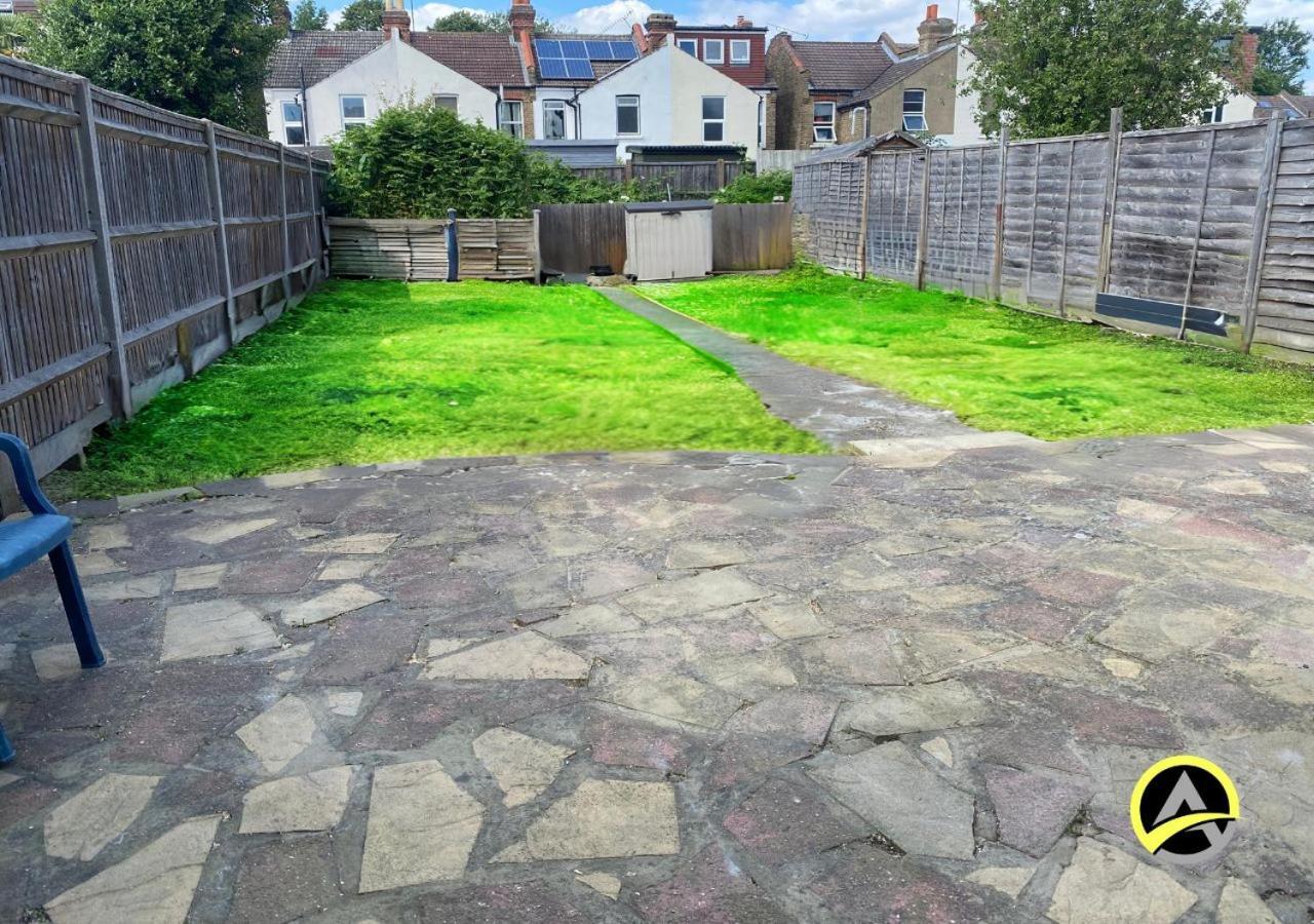 Delightful London Chalet House Bromley Ngoại thất bức ảnh